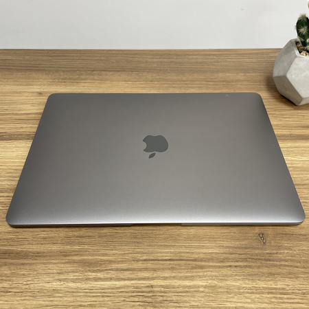 Apple MacBook Air 13 A2337/ 2020/ M1/ 8GB RAM/ 256GB SSD/ Space Gray/ Nie sprawny TrueTone/ Klasa A-