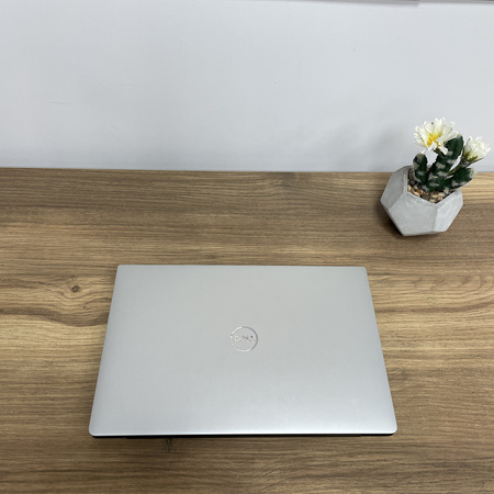 Dell XPS 7390/ 13.3/ i5-10210U/ 8GB RAM/ 256GB SSD/ FHD/ Klasa A