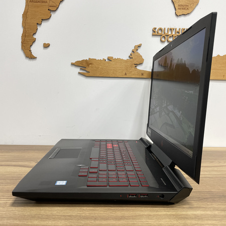 Gamingowy HP Omen 17/ i7-8750H/ NVIDIA GTX 1070 8GB/ 16GB RAM/ 512GB SSD + 1TB HDD/ FHD/ 120Hz/ Bateria 100%/ Klasa B