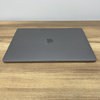 Apple MacBook Pro 15 A1990/ 2018/ i7-8850H/ 16GB RAM/ 512GB SSD/ Radeon Pro 560X 4GB/ Space Gray/ Klasa A-