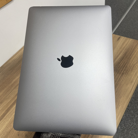 Apple MacBook Pro 13 A2338/ 2020/ M1/ 16GB RAM/ 512GB SSD/ Space Gray/ Klasa A-