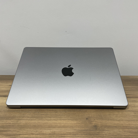 Laptop Poleasingowy Apple MacBook Pro 14 A2442 2021r M1 Pro/ 16GB RAM/ 512GB SSD/ Space Gray/ Klasa A