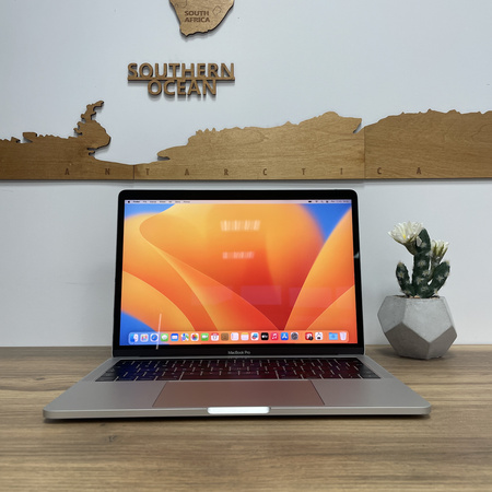 Apple MacBook Pro 13 A1706/ 2017/ i7-7567U/ 16GB RAM/ 256GB SSD/ Silver/ QWERTY PL/ Klasa A-