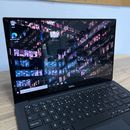 Dell XPS 13 9350 i5-6200U/ 8GB/ 256GB SSD/ 13.3"/ QHD/ Dotykowy/ Klasa A-