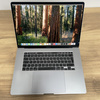 Apple MacBook Pro 15 A1990/ 2018/  i7-8850H/ 32GB RAM/ 1TB SSD/ Radeon Pro 560X 4GB/ Space Gray/ Klasa B