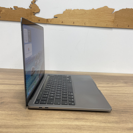Apple MacBook Pro 13 A2338/ 2020/ M1/ 16GB RAM/ 512GB SSD/ Space Gray/ Klasa A-