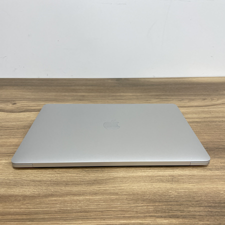 Apple MacBook Pro 13 A2338/ 2020/ M1/ 16GB RAM/ 512GB SSD/ Silver/ Klasa A