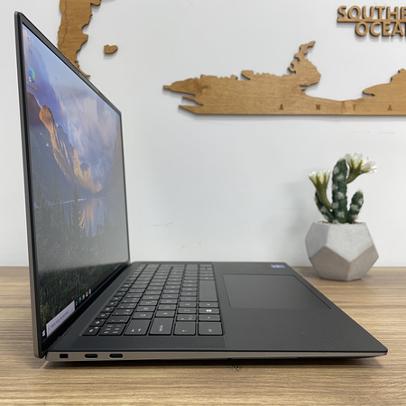 Dell Precision 5570/ 15.6"/ i7-12700H/ RTX A1000 4GB/ 32GB RAM/ 512GB SSD/ FHD+/ Klasa A-