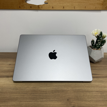 Apple MacBook Pro 14/ A2442/ 2021/ M1 Pro (8CPU / 14GPU)/ 16GB RAM/ 512GB SSD/ Space Gray/ Bateria 98%/ Klasa A