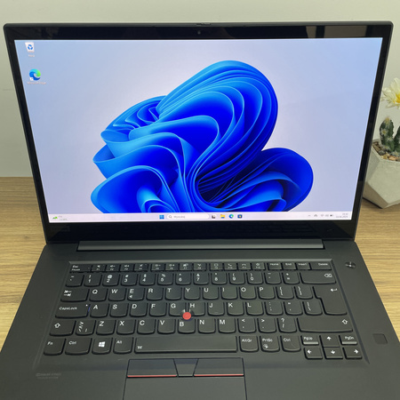 Lenovo ThinkPad X1 Extreme G3/ 15,6"/ i7-10850H/ GeForce GTX 1650 Ti 4GB/ 32GB RAM/ 512GB SSD/ OLED/ 4K 500 nitów/ Dotykowy/ Wypalone pixele/ Klasa A-