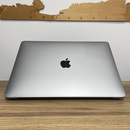 Apple MacBook Pro 13 A2338/ 2020/ M1/ 8GB RAM/ 256GB SSD/ Space Gray/ Klasa A-