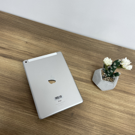 Tablet Apple iPad 6gen./ 9.7"/ A1954/ 32GB/ WiFi + Cellular/ 2018/ Silver/ Bateria 100%/ Klasa A