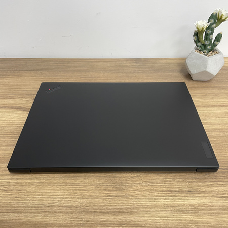 Lenovo THINKPAD P1 Gen 4/ 16"/ i7-11850H/ 32GB RAM/ 512GB SSD/ 2560x1600/ NVIDIA T1200 4GB/ Klasa A-