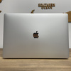 Laptop Poleasingowy Apple MacBook Pro 15 A1990/ 2019/ i7/ 16GB RAM/ 512GB SSD/ Silver/ Klasa A