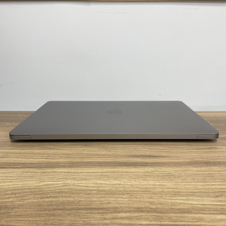Apple MacBook Pro 13 A2338/ 2020/ M1/ 8GB RAM/ 256GB SSD/ Space Gray/ Klasa A-