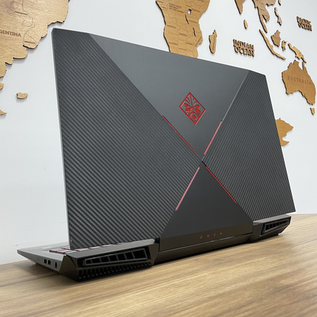Gamingowy HP Omen 17/ i7-8750H/ NVIDIA GTX 1070 8GB/ 16GB RAM/ 512GB SSD + 1TB HDD/ FHD/ 120Hz/ Bateria 100%/ Klasa B