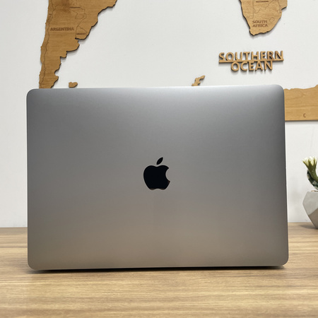 Apple MacBook Pro 13 A2289/ 2020/ i5-8257U/ 8GB RAM/ 256GB SSD/ Space Gray/ Klasa A-