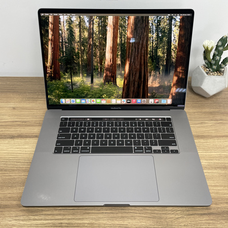 Apple MacBook Pro 16 A2141/ 2019/ i7-9750H/ 16GB RAM/ 512GB SSD/ Radeon Pro 5300M 4GB/ 3072x1920/ Space Gray/ Klasa A-