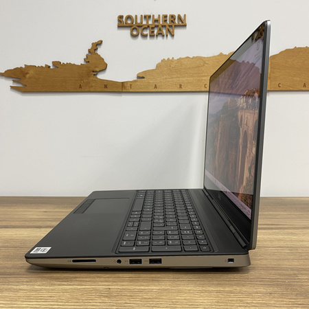 Dell Precision 7560/ 15.6"/ i7-11800H/ 64GB RAM/ 512GB SSD/ FHD/ NVIDIA Quadro RTX A3000 Mobile 6GB/ Klasa A-