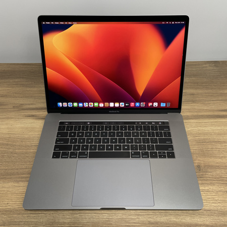 Laptop Poleasingowy Apple MacBook Pro 15 A1707/ 2017/ i7/ 16GB RAM/ 512GB SSD/ Space Gray/ Radeon Pro 555 2GB/ Klasa A-