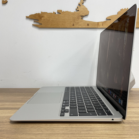 Apple MacBook Air 13 A2337/ 2020/ M1/ 8GB RAM/ 256GB SSD/ Space Gray/ Klasa A-