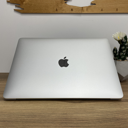 Apple MacBook Pro 13 A2251/ 2019/ i7-1068NG7/ 16GB RAM/ 512GB SSD/ Silver/ Klasa A-