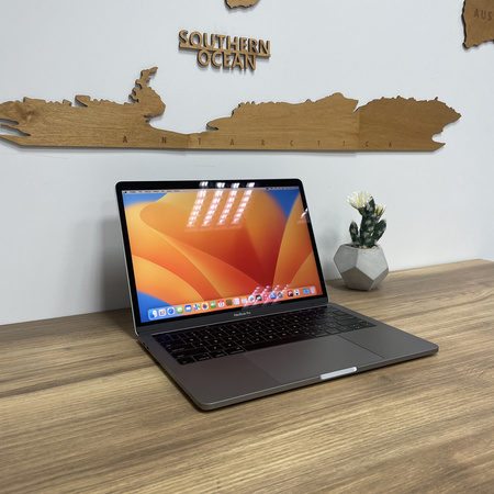 Apple MacBook Pro 13 A1706/ 2017/ i7-7567U/ 8GB RAM/ 256GB SSD/ Space Gray/ QWERTY PL/ Klasa A-
