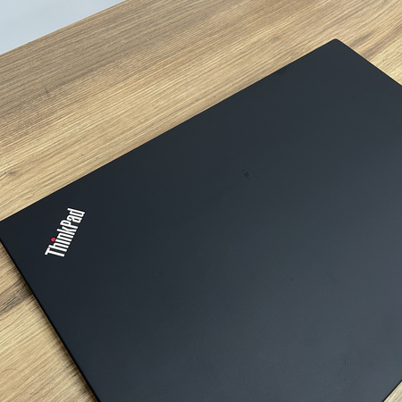 Lenovo ThinkPad T15g Gen 2/ 15,6"/ i9-11950H/ GeForce RTX 3080 16GB/ 64GB RAM/ 1TB SSD/ 4K 600 nitów/ Klasa A-