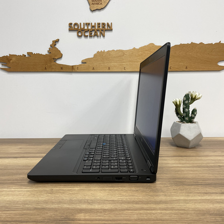 Dell Latitude 5580/ 15.6"/ i5-7440HQ/ 16GB/ 256GB SSD/ HD/ Bateria 100%/ Klasa A