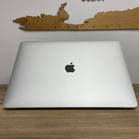 Laptop Poleasingowy Apple MacBook Pro 15 A1990/ 2019/ i7/ 16GB RAM/ 512GB SSD/ Silver/ Klasa A