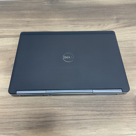 Dell Precision 7520/ 15.6/ i7-7820HQ/ 32GB RAM/ 512GB SSD/ NVidia Quadro M1200 4GB/ FHD/ LTE/ Klasa A