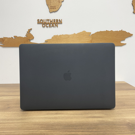 Apple MacBook Pro 15 A1990/ 2018/  i7-8850H/ 32GB RAM/ 1TB SSD/ Radeon Pro 560X 4GB/ Space Gray/ Klasa B