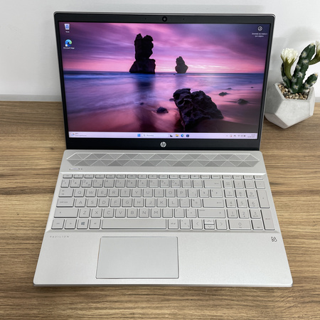 HP Pavilion 15-cw0xxx/ 15.6"/ AMD A9-9425/ 8GB RAM/ 256GB SSD/ FHD/ Bateria 100%/ Klasa A