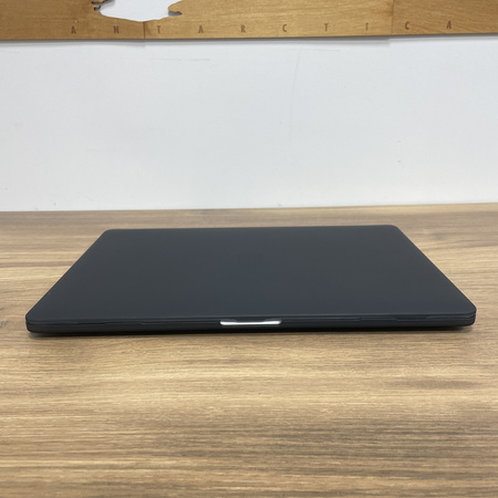 Apple MacBook Pro 15 A1990/ 2018/  i7-8850H/ 32GB RAM/ 1TB SSD/ Radeon Pro 560X 4GB/ Space Gray/ Klasa B