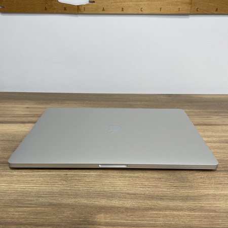 Apple MacBook Pro 16 A2141/ 2019/ i7-9750H/ 16GB RAM/ 512GB SSD/ Radeon Pro 5300M 4GB/ 3072x1920/ Silver/ Klasa A