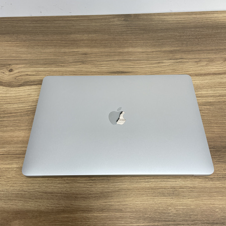 Apple MacBook Pro 13 A2338/ 2020/ M1/ 16GB RAM/ 512GB SSD/ Silver/ Klasa A