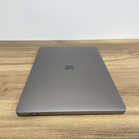 Apple MacBook Pro 16 A2141/ 2019/ i7-9750H/ 32GB RAM/ 512GB SSD/ Radeon Pro 5500M 4GB/ 3072x1920/ Space Gray/ Klasa B