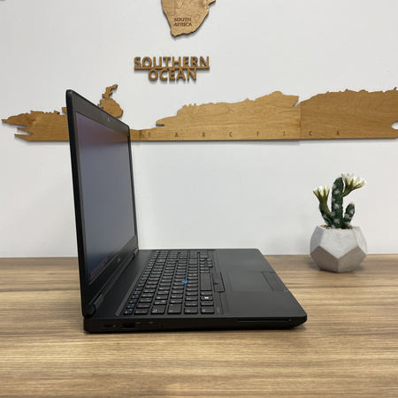 Dell Latitude 5580/ 15.6"/ i5-7440HQ/ 16GB/ 256GB SSD/ HD/ Bateria 100%/ Klasa A