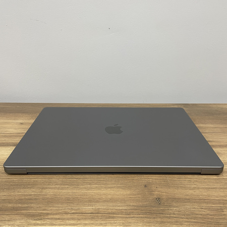 Laptop Poleasingowy Apple MacBook Pro 16 A2485 2021r M1 Pro/ 16GB RAM/ 512GB SSD/ Space Gray/ Bateria 100%/ Klasa A