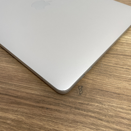 Apple MacBook Pro 13 A2251/ 2020/ i7-1068NG7/ 16GB RAM/ 512GB SSD/ Silver/ QWERTY UK/ Klasa A-
