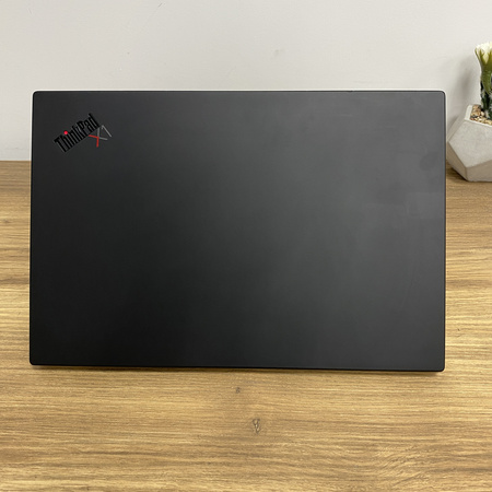 Lenovo ThinkPad X1 Carbon GEN 8/ 14"/ i5-10210U/ 16GB RAM/ 256GB SSD/ FHD/ Nie działa mikrofon./ Klasa A-