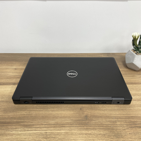 Dell Latitude 5580/ 15.6"/ i5-7440HQ/ 16GB/ 256GB SSD/ HD/ Bateria 100%/ Klasa A