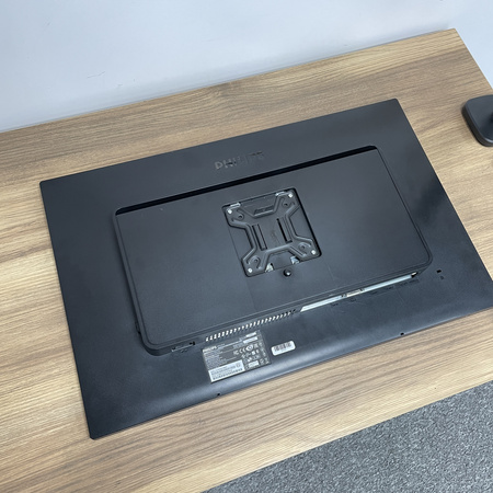 Monitor Philips 272P4Q/ 27"/ 2K WQHD/ + uchwyt montażowy/ Klasa A-