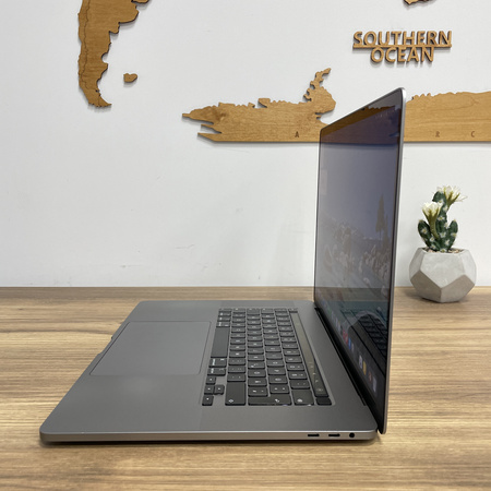 MacBook本体 macbook pro 2019 1TB 32GB MacBook Pro 16インチ 2019 1TB/32GB/2.4GHz/ Amazon.com: Apple