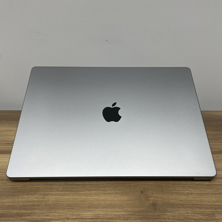 Laptop Poleasingowy Apple MacBook Pro 16 A2485 2021r M1 Pro/ 16GB RAM/ 512GB SSD/ Space Gray/ Bateria 100%/ Klasa A